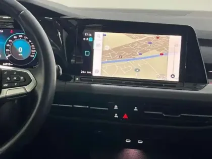 Photo 9 Volkswagen Golf Gén. VIII Ph1 Style 5