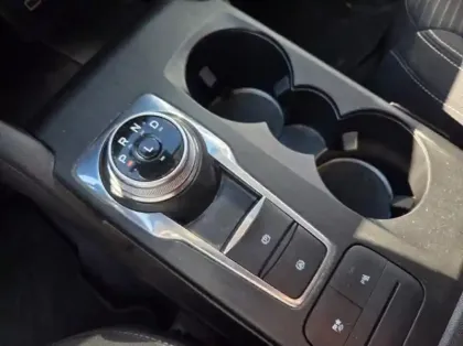 Photo 11 Ford Kuga Gén. III Ph1 Titanium 5