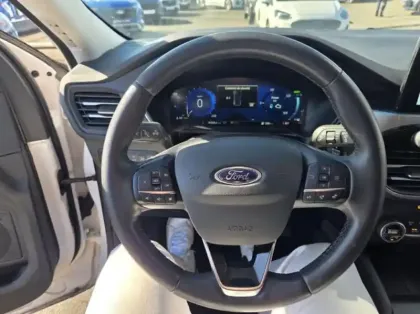 Photo 8 Ford Kuga Gén. III Ph1 Titanium 5