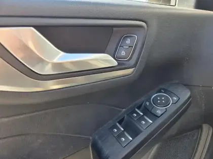 Photo 22 Ford Kuga Gén. III Ph1 Titanium 5