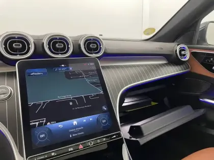 Photo 25 Mercedes Classe C Gén. V (W206) Ph1 AMG Line 4