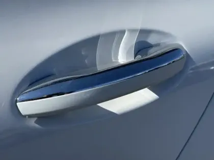 Photo 11 Mercedes Classe C  300 e Hybrid EQ Berli