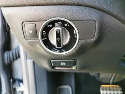 Photo 18 Mercedes CLA 200 d Launch Edition Pack AMG 