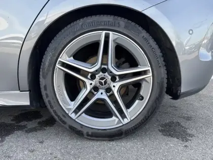 Photo 8 Mercedes Classe B 200 d AMG Line Edition