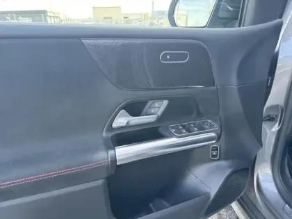 Photo 13 Mercedes Classe B 200 d AMG Line Edition