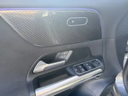 Photo 15 Mercedes GLA 250 e Hybrid EQ AMG Line