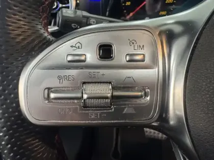 Photo 10 Mercedes Classe A Gén. IV (W177) Ph1 AMG Line 5