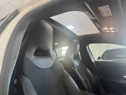 Photo 14 Mercedes Classe A Gén. IV (W177) Ph1 AMG Line 5