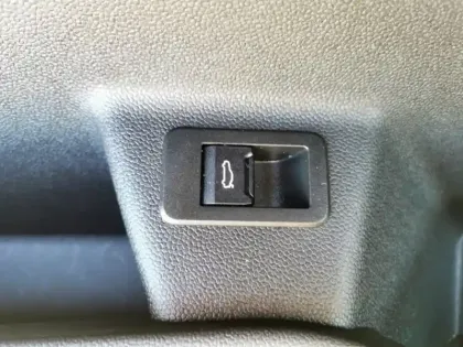 Photo 15 BMW Ix Gén. I (I20) Ph1 Base 5