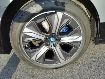 Photo 6 BMW Ix Gén. I (I20) Ph1 Base 5