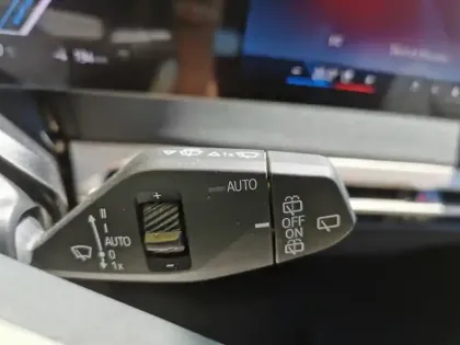 Photo 19 BMW Ix Gén. I (I20) Ph1 Base 5