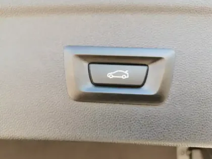 Photo 10 BMW Ix Gén. I (I20) Ph1 Base 5