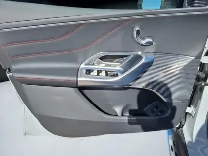 Photo 19 Mercedes Classe GLC GLC 400 4MATIC avec technologi