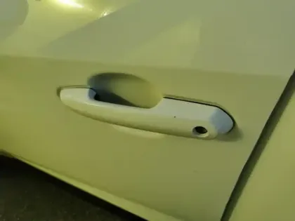 Photo 12 Toyota Rav4 Hybrid 2WD Dynamic Business E-