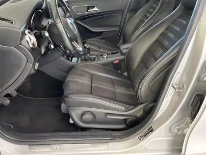 Photo 12 Mercedes GLA 200 Intuition