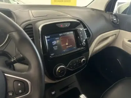 Photo 14 Renault Captur Initiale Paris