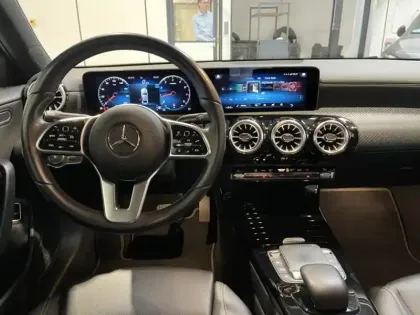 Photo 12 Mercedes Classe A 200 Berline Business Line