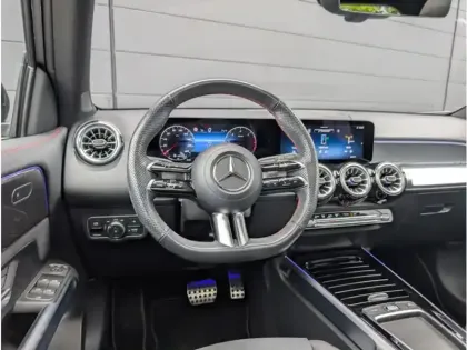 Photo 11 Mercedes GLB 200 d 