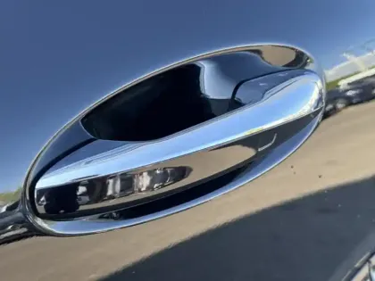 Photo 12 Mercedes GLA 250 e Hybrid EQ AMG Line