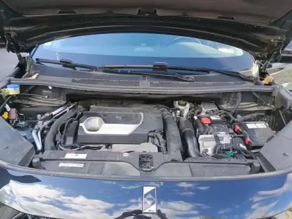 Photo 6 DS DS 7 DS7 Crossback Hybride E-Tense 300 EAT8 4x4 Louvre