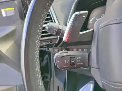 Photo 16 DS DS 7 DS7 Crossback Hybride E-Tense 300 EAT8 4x4 Louvre