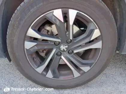 Photo 14 Peugeot 2008  BlueHDi 130 S&S EAT8 Allure