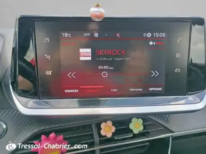 Photo 10 Peugeot 2008  BlueHDi 130 S&S EAT8 Allure