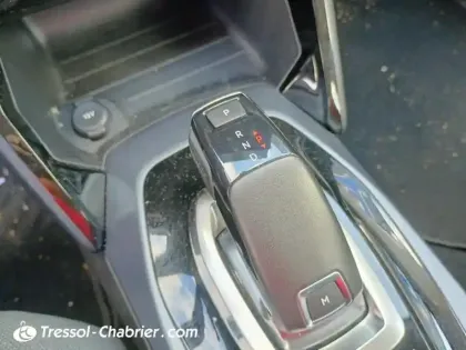 Photo 23 Peugeot 2008  BlueHDi 130 S&S EAT8 Allure