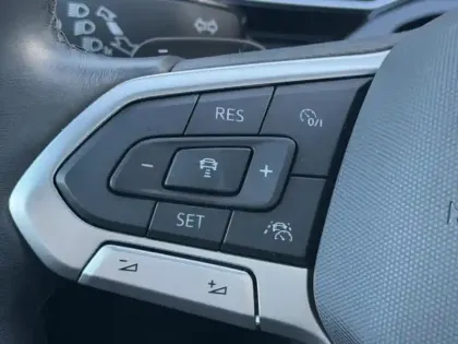 Photo 10 Volkswagen Taigo Gén. I Ph1 R-Line 5