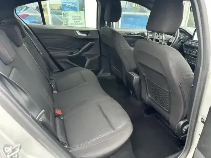 Photo 13 Ford Focus Gén. IV Ph1 ST-Line 5