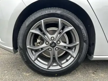 Photo 9 Ford Focus Gén. IV Ph1 ST-Line 5