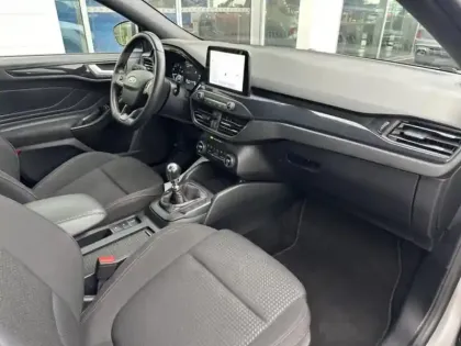 Photo 14 Ford Focus Gén. IV Ph1 ST-Line 5