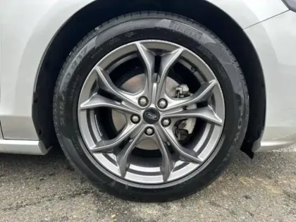 Photo 11 Ford Focus Gén. IV Ph1 ST-Line 5