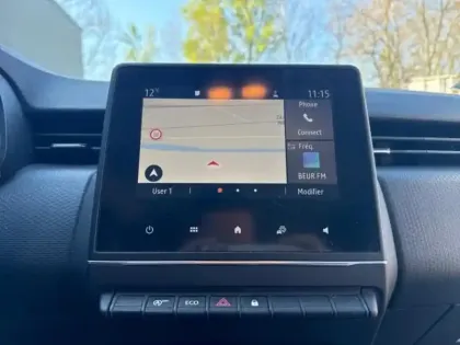 Photo 13 Renault Clio Gén. V (BJA) Ph1 Business 5