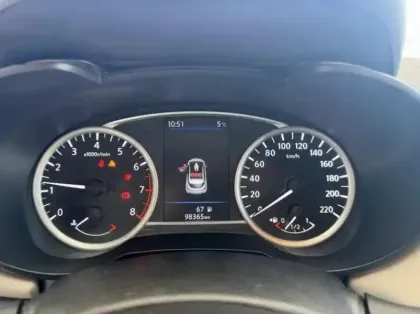 Photo 13 Nissan Micra Gén. V (K14) Ph1 Acenta 5