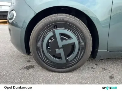 Photo 9 Fiat 500 Gén. II Ph1 MY25 Giorgio Armani C. Ed 3