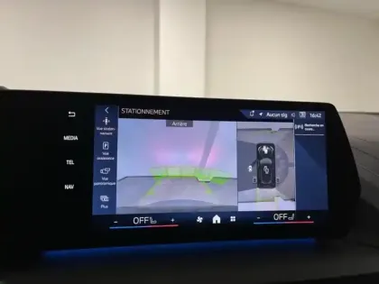 Photo 14 BMW Serie 1 Série 1 120A 170ch M Sport DKG7