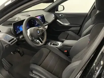 Photo 7 BMW Serie 1 Série 1 120A 170ch M Sport DKG7