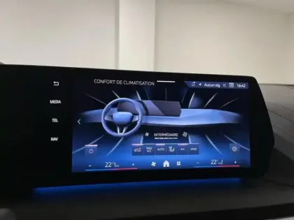 Photo 12 BMW Serie 1 Série 1 120A 170ch M Sport DKG7