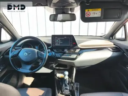 Photo 5 Toyota C-HR  122h Distinctive 2WD E-CVT MY20