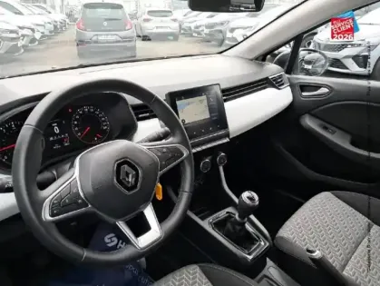 Photo 14 Renault Clio Gén. V (BJA) Ph1 NG Evolution 5