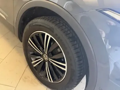 Photo 5 Volkswagen Tiguan Gén. III Ph1 Elegance 5