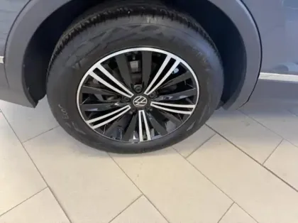 Photo 7 Volkswagen Tiguan Gén. III Ph1 Elegance 5