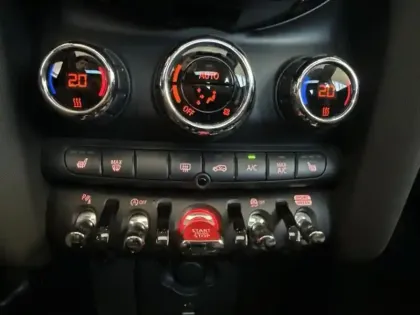 Photo 11 Mini Mini Gén. III (F56) Ph3 Edition Premium Plus 3