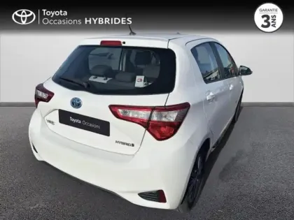 Photo 16 Toyota Yaris Gén. III Ph3 Dynamic 5