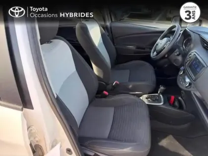 Photo 14 Toyota Yaris Gén. III Ph3 Dynamic 5