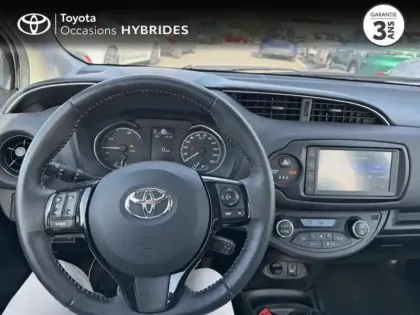 Photo 23 Toyota Yaris Gén. III Ph3 Dynamic 5