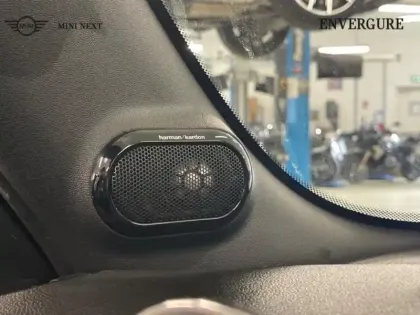 Photo 11 Mini Mini Cabrio Cooper 136ch Edition Premium Plus BVA7