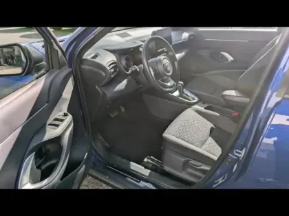 Photo 10 Toyota Yaris Gén. I Ph1 Design 5