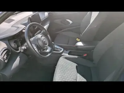 Photo 11 Toyota Yaris Gén. I Ph1 Design 5